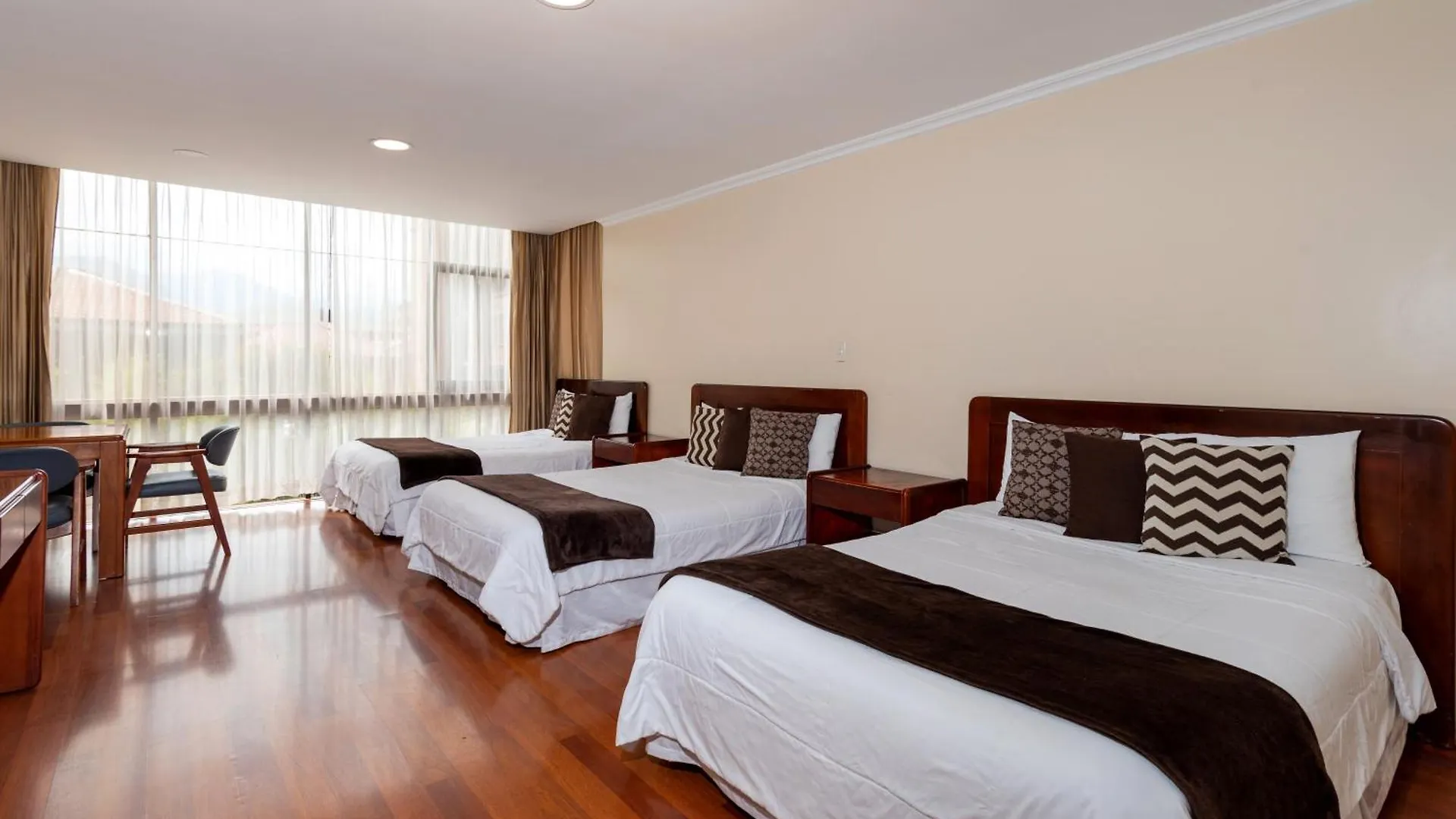 Hotel Nass Pinar Del Lago Cuenca